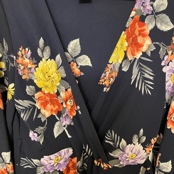 Gorgeous Karen-T designs Jumpsuit, SIZE XL - Picture 3 of 16